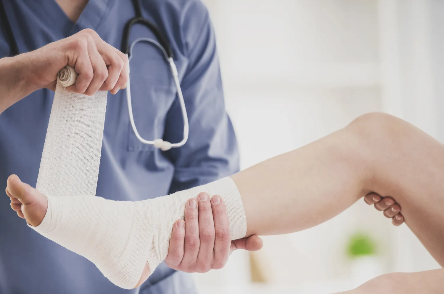 Rehabilitacja manualna - czym właściwie jest?